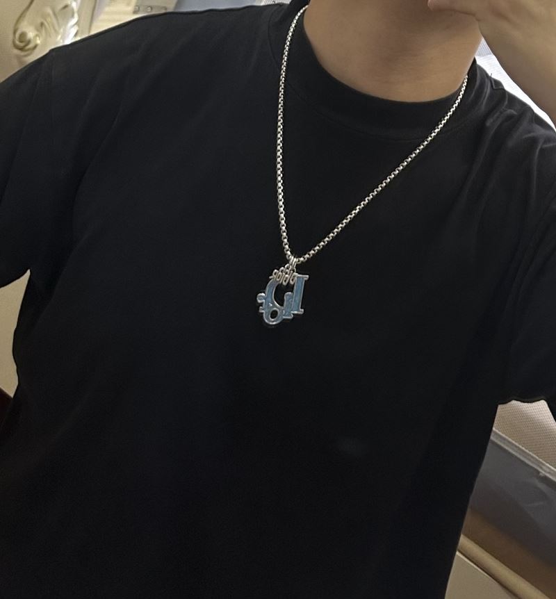 chr1st1an D10r necklaces